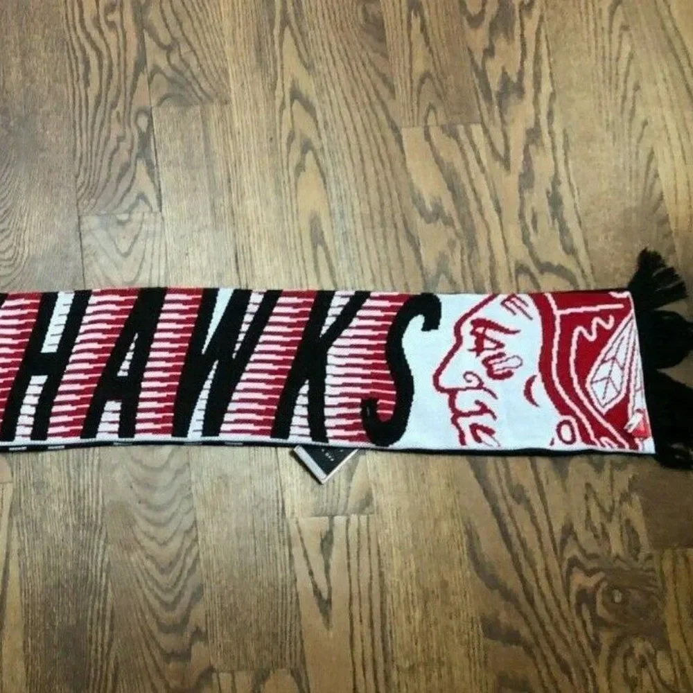 Unisex Chicago Blackhawks Hockey Reebok Face Off Collection Jacquard Scarf NWT